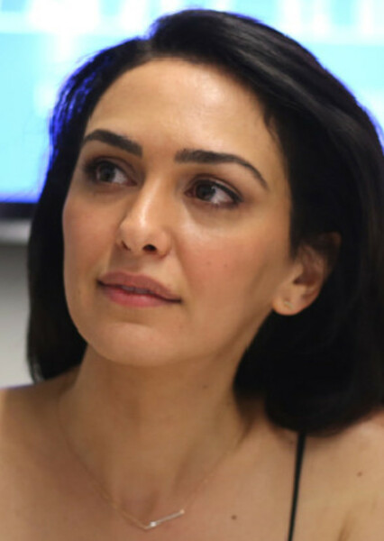 Nazanin Boniadi photo