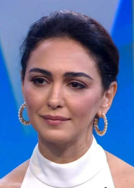 Nazanin Boniadi photo