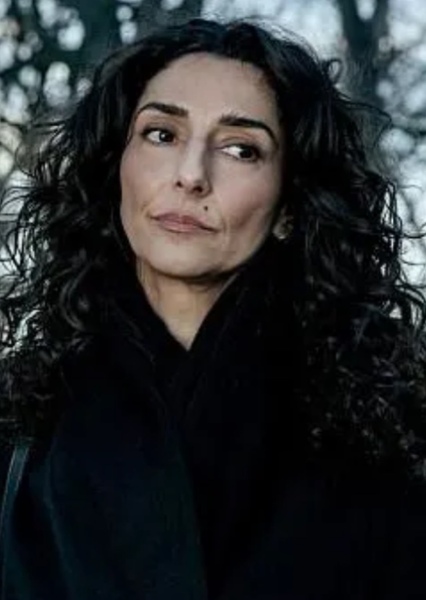 Necar Zadegan photo