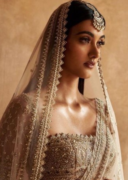 Neelam Gill photo