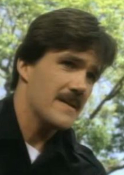 Neil Flynn photo