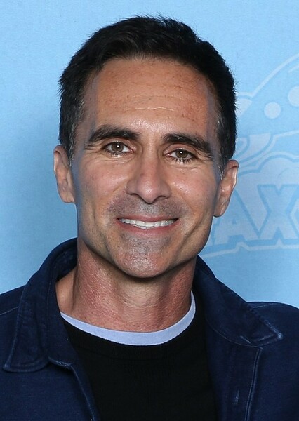 Nestor Carbonell photo