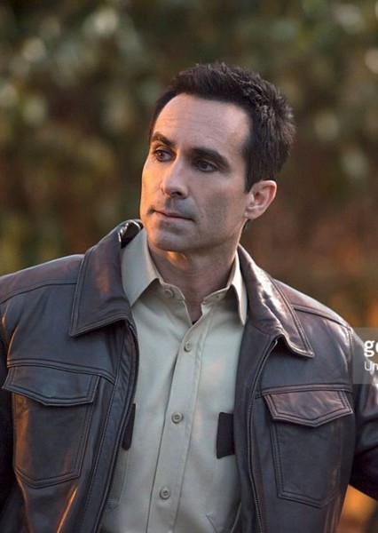 Nestor Carbonell photo