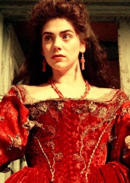 Neve McIntosh