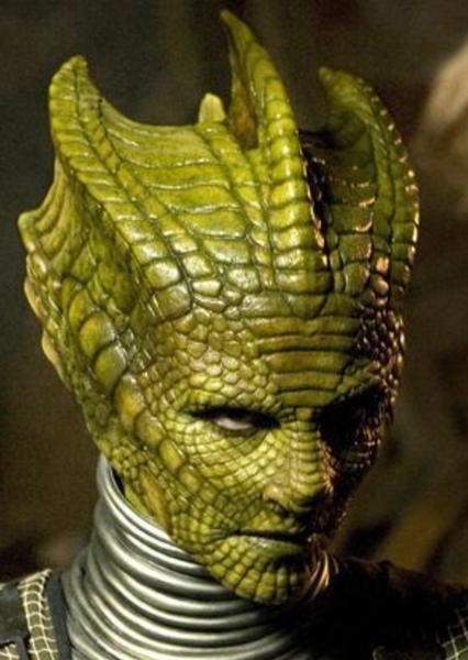 Neve McIntosh photo