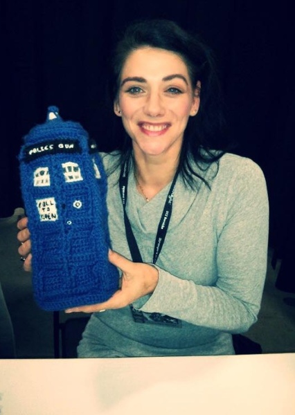 Neve McIntosh photo