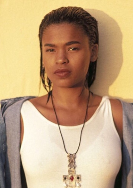 Nia Long photo