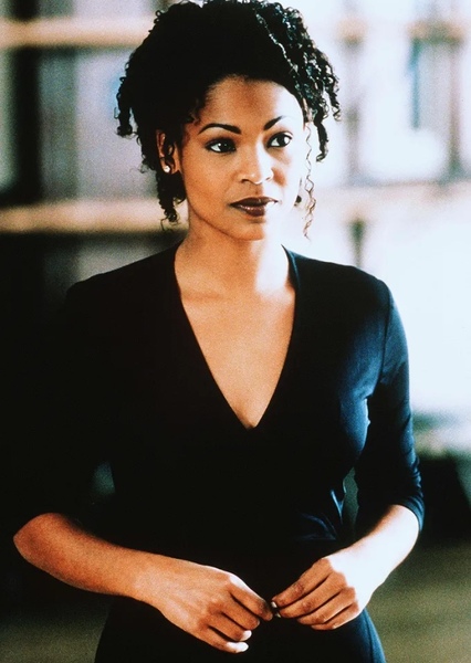 Nia Long
