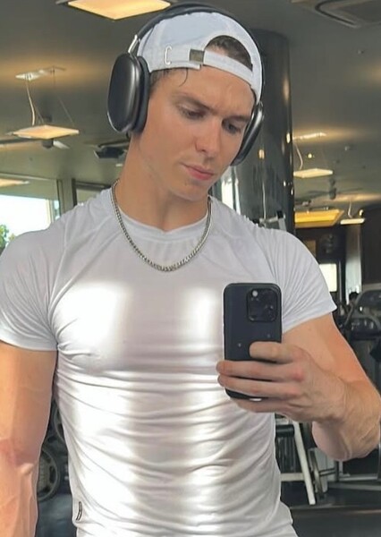 Nicholas Alexander Chavez photo
