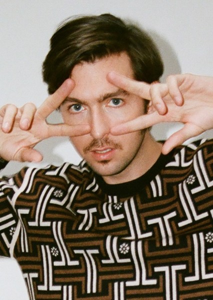 Nicholas Braun photo
