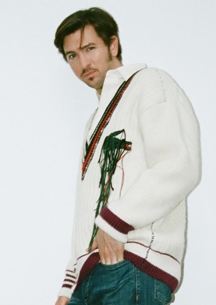 Nicholas Braun photo