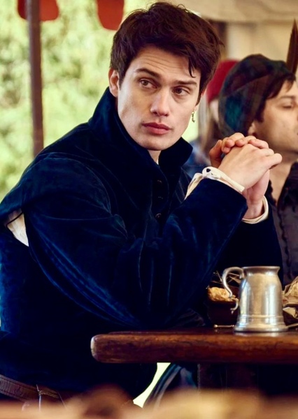 Nicholas Galitzine photo