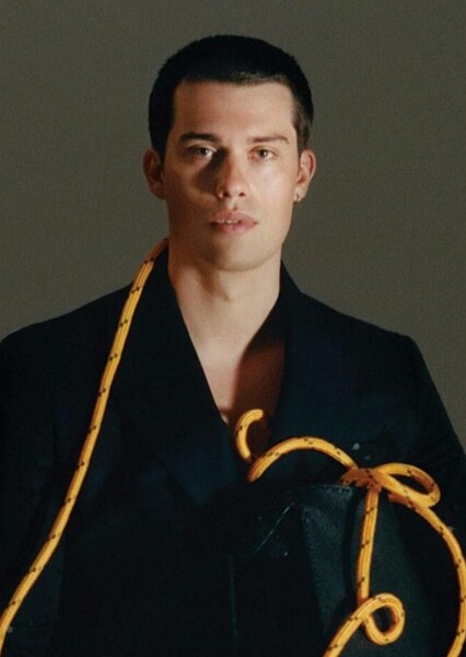 Nicholas Galitzine photo