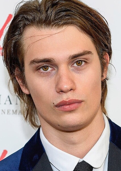 Nicholas Galitzine photo