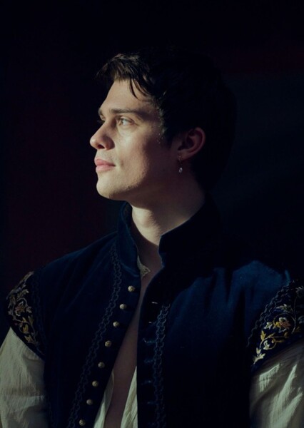 Nicholas Galitzine photo