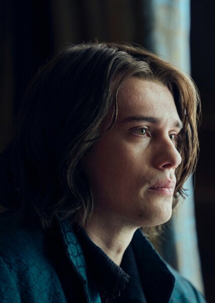 Nicholas Galitzine photo