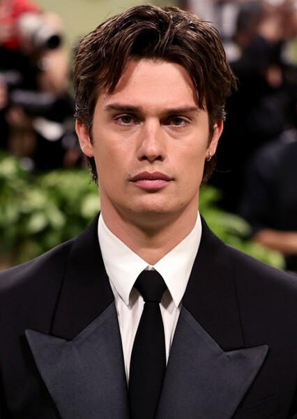 Nicholas Galitzine photo