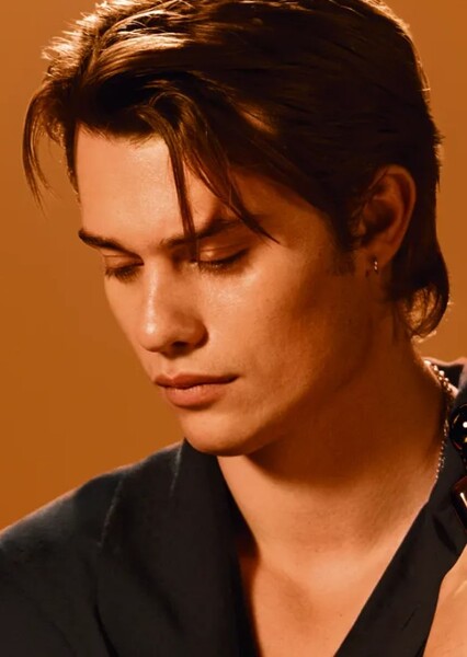 Nicholas Galitzine photo