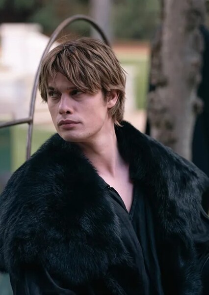 Nicholas Galitzine photo