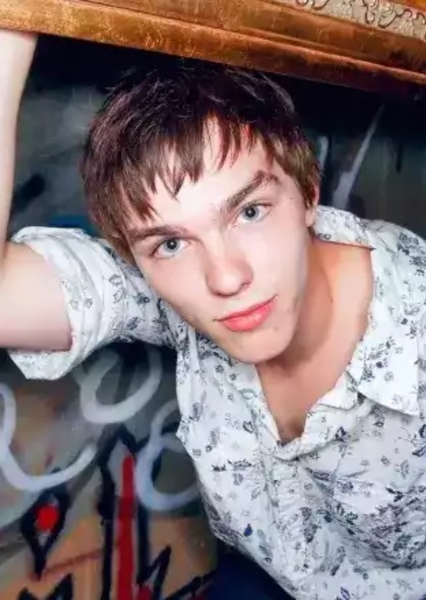 Nicholas Hoult photo