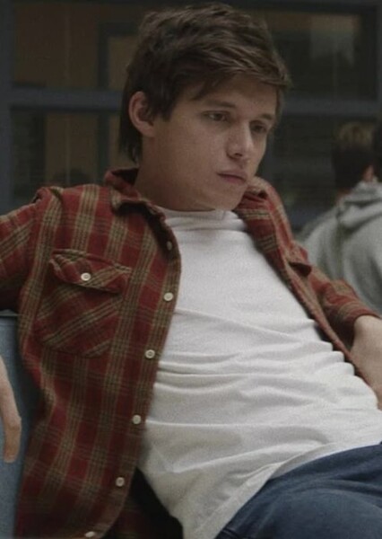 Nick Robinson photo