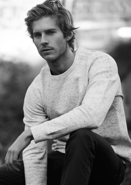 Nick Slater photo