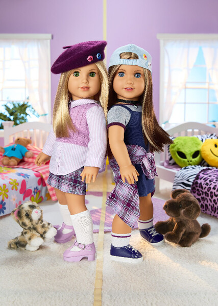 Nicki and Isabel Hoffman photo