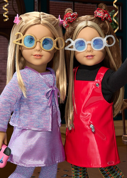 Nicki and Isabel Hoffman photo
