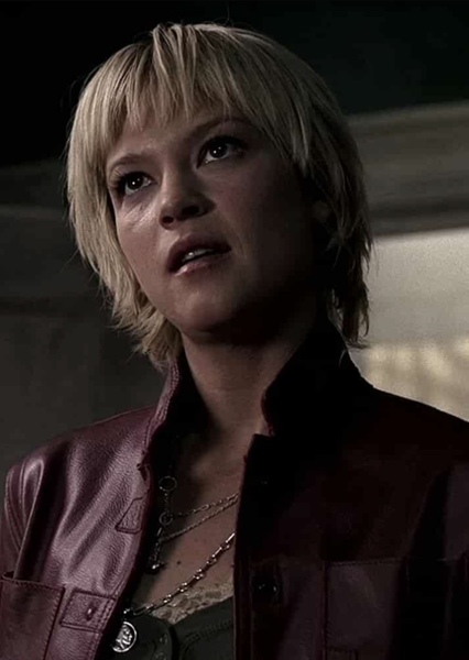 Nicki Aycox