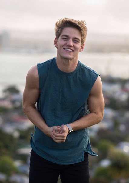 Nico Greetham photo