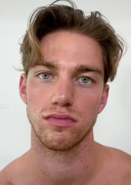 Nico Greetham photo