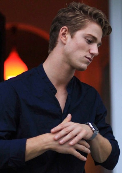 Nico Greetham photo