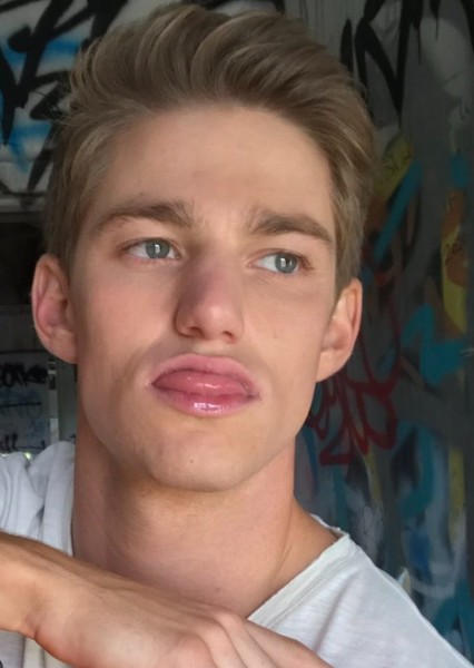 Nico Greetham photo