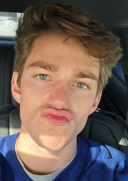 Nico Greetham photo