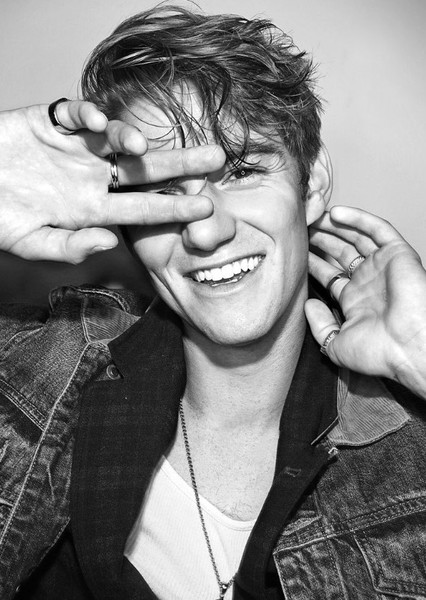 Nico Greetham photo