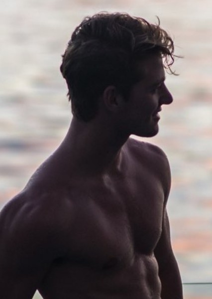 Nico Greetham photo