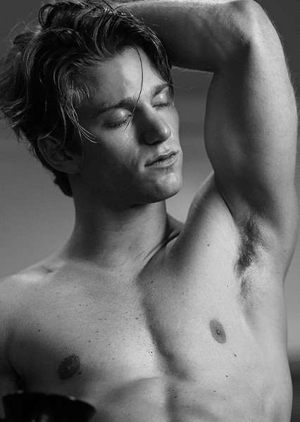 Nico Greetham photo