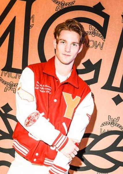 Nico Greetham photo