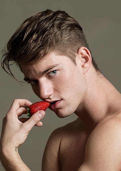 Nico Greetham photo