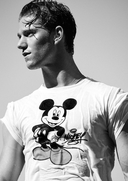 Nico Greetham photo