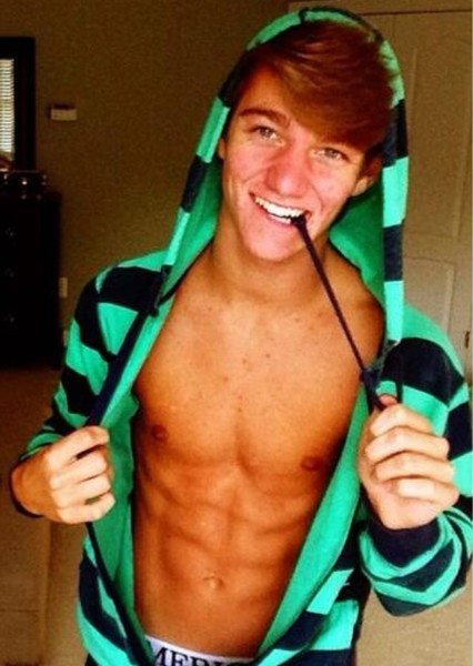 Nico Greetham photo