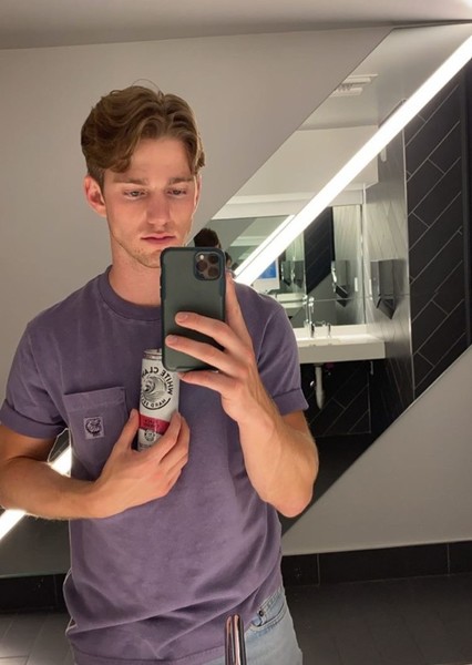 Nico Greetham photo