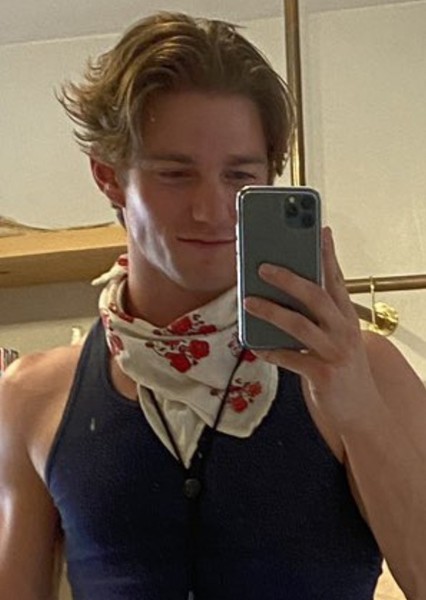 Nico Greetham photo