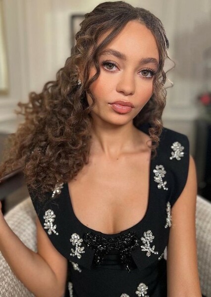 Nico Parker photo