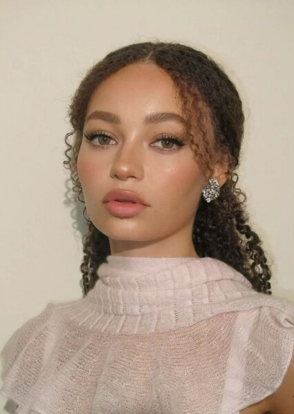Nico Parker photo