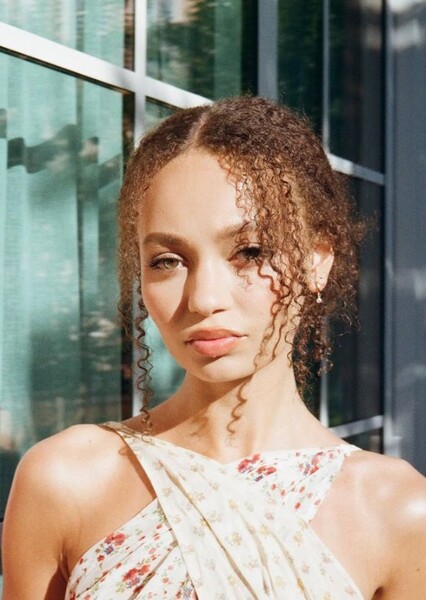 Nico Parker photo