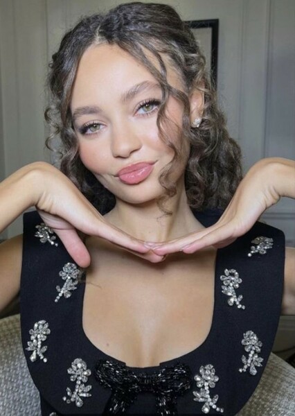 Nico Parker photo