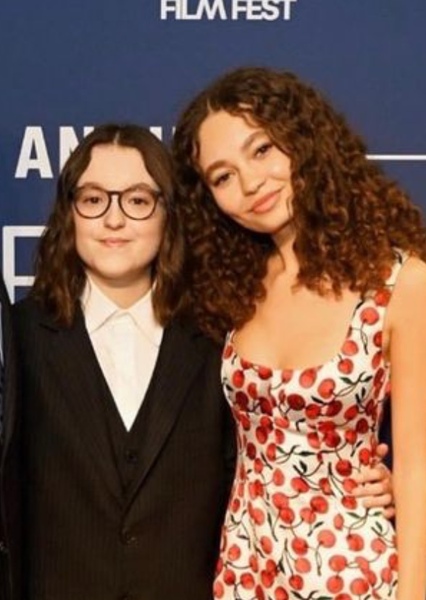 Nico Parker and Bella Ramsey photo