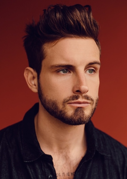 Nico Tortorella photo