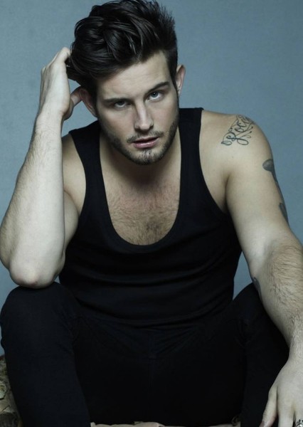 Nico Tortorella photo